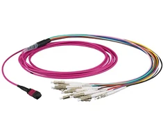 Efb Elektronik EFB MTP(F)-LC Trunkkabel OM5 12 Fasern Typ B LSZH limettengrn 7,5m