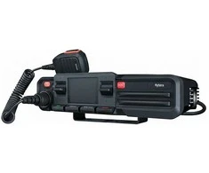 HYTERA HM685LG BT V1 136-174MHz niedrige Leistung 5-25W IP54 mit GPS BT5.0 Remote-Lautsprechermikrofon Halterungssatz und Netzkabel