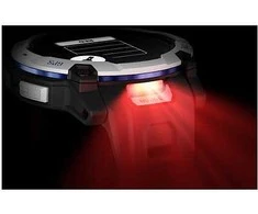 Išmanusis laikrodis Garmin Instinct 3 – 50 mm, Solar, Baltojo akmens spalvos su juodu / mėlynu dirželiu
