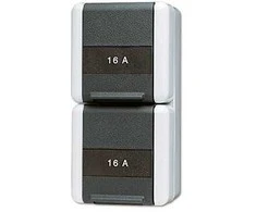 Jung 822 NA W AP/WD-Doppel-Steckdose senkrecht Schriftfeld