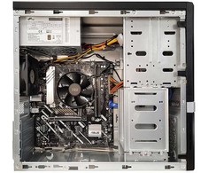 Stacionarus kompiuteris Bluechip Computer Ag bluechip BUSINESSline L3394 *Žalias CU5 225/16GB DDR5, 1 TB NVMe SSD, 1 RJ45 (1 Gb/s), Intel Grafik, W11 Pro