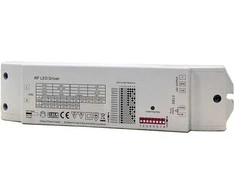 Synergy21 Synergy 21 LED Serie EOS 05 2-Kanal Controller+įkroviklis CC dual baltas (CCT) 50W