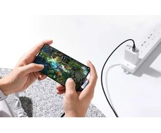 UGREEN US385 USB į USB-C Kampinis kabelis 3A 1m - Juodas