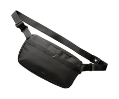 Krepšys Crossbody UNIQ Denver 5L juodos spalvos