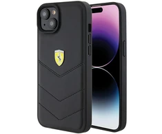 Apple iPhone 15 Plus Ferrari dėklas Quilted Metal Logo (FEHCP15MRDUK) juodos spalvos
