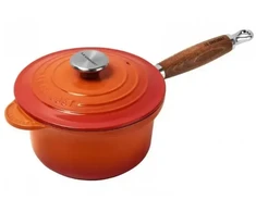 Le Creuset Cast iron sauce pan Ø18cm / 1.8L oranžinis