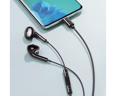 Maxlife su laidu ausinės MXEP-04 USB-C juodos spalvos