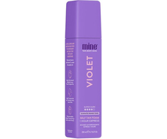 Minetan Savaiminio įdegio putos tamsiai rudam įdegiui su alyvuogių atspalviu. Violetinė spalva (savaiminio įdegio putos) 200 ml