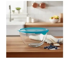 Salaterka żaroodporna su dangteliu Prep &amp; Store 21 cm / 2 l PYREX