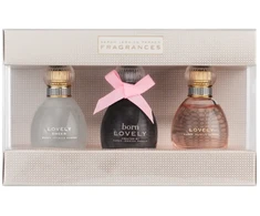 Set Sarah Jessica Parker: Lovely Sheer EDP parfumuotas vanduo moterims, 10 ml + Born Lovely EDP parfumuotas vanduo moterims, 10 ml + Lovely EDP parfumuotas vanduo moterims, 10 ml