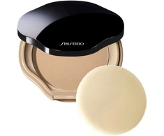 „Shiseido“ „Sheer and Perfect Glow“ kompaktiškas makiažo pagrindas, I40, natūrali dramblio kaulo spalvos, 10 g *Mėginys
