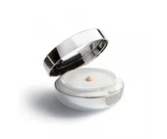 Sisley Phyto-Blanc kompaktiškas makiažo pagrindas #2 Baltas Pearl SPF 30, 14 g