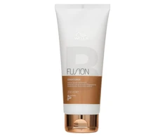 Wella Fusion - intensyviai atkuriamasis kondicionierius, 200 ml