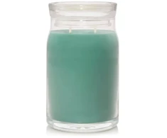 Yankee Candle Signature šventinė „Winterfest“ žvakė didelė, 567 g