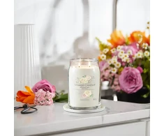Yankee Candle Aromatinė žvakė "Signature large glass Wedding Day" 567 g