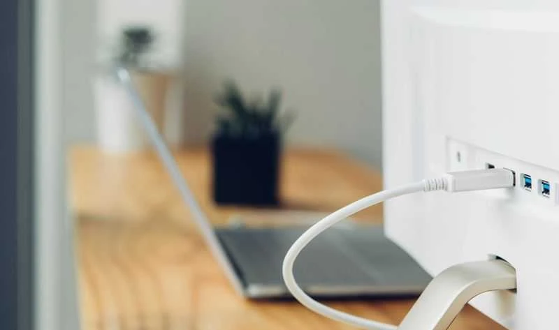 Moshi USB-C į DisplayPort 1,5 m, 5K (baltas) laidas
