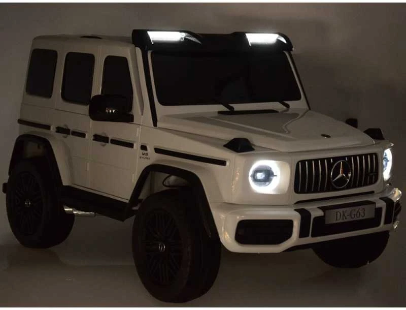 Jokomisiada Baterijomis varomas automobilis Mercedes G klasės 63 AMG 4x4 Panelinis radijas 2 asmenims PA0309