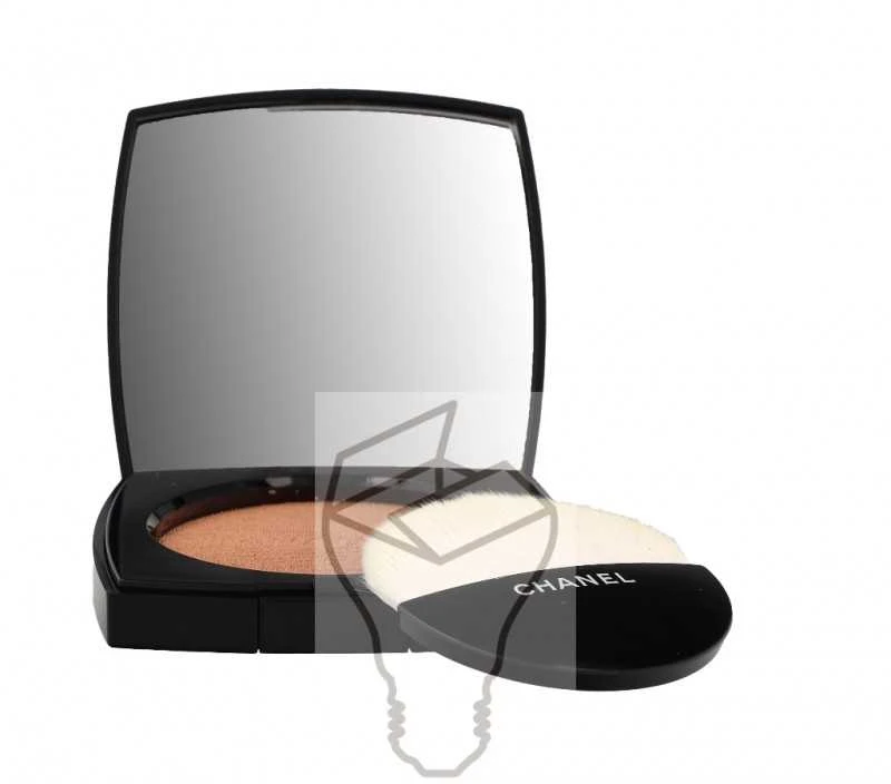 „Chanel Poudre Lumiere“ šviesinamoji pudra #020 Šiltas auksas, 8,5 g