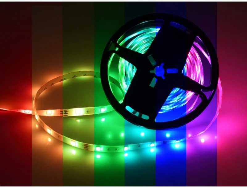 Jokomisiada LED juostelė 5m RGB + nuotolinio valdymo pultas vandeniui atspari