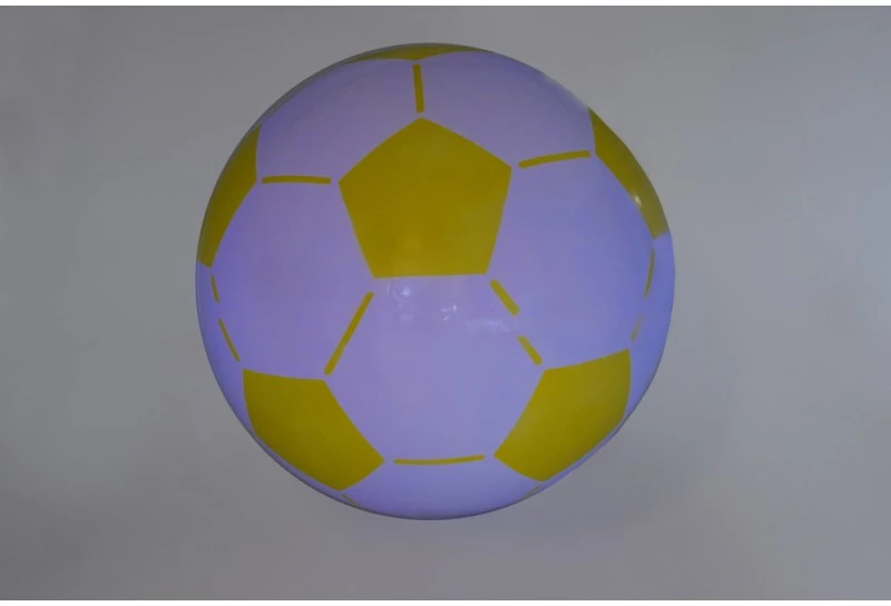 Jokomisiada Inflatable LED Ball for Kids 67 cm – Lightweight, Glowing, Perfect for Play SP0869