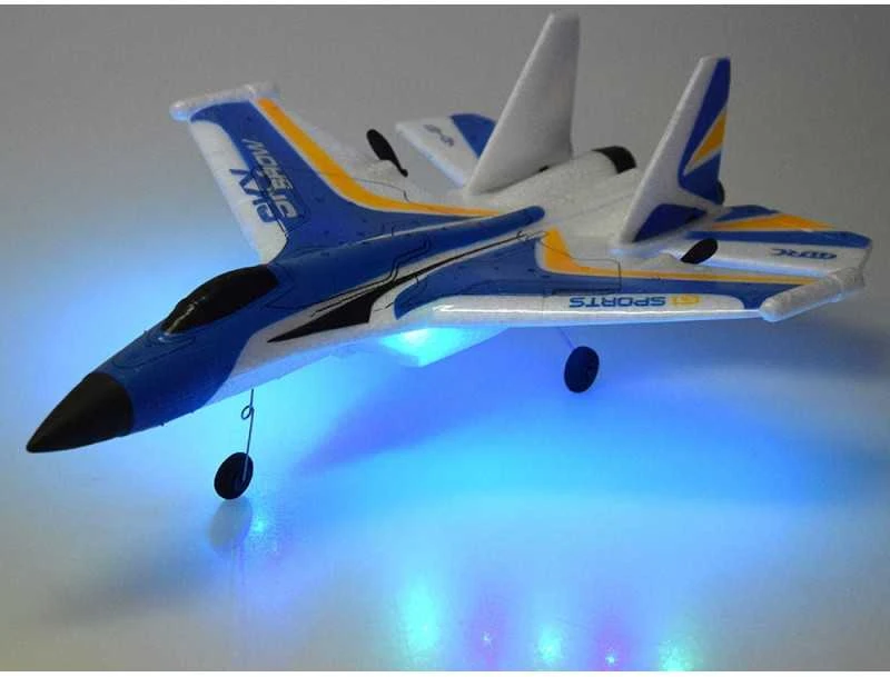 Jokomisiada „Sky Show Airplane“ – lengvas sulankstomas putplasčio lėktuvas su LED ir USB varikliu RC0721