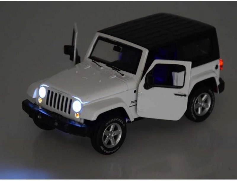 Jokomisiada Automobilis visureigis „Jeep Wrangler“ 1:32 ZA3751