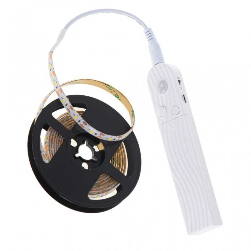 Maitinama LED juosta su judesio jutikliu 2 m