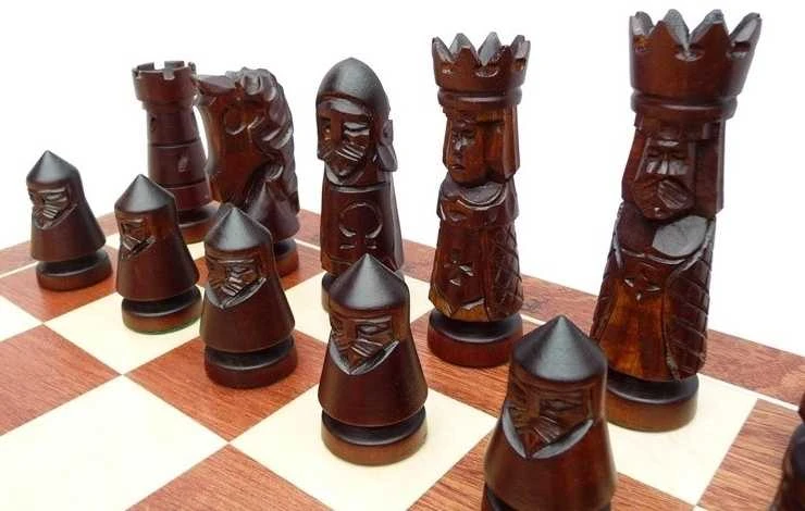 Provechess Šachmatai Castle Big 600x300x70mm, karalius 120mm