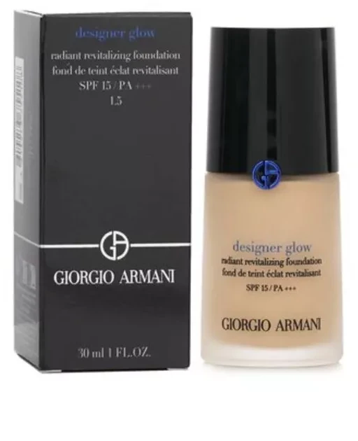 „Giorgio Armani“ skaistinamasis skystas makiažo pagrindas SPF 15 „Designer Glow“ (spindintis atgaivinantis makiažo pagrindas), 30 ml, 1,5