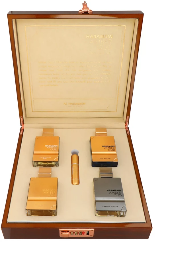 „Al Haramain Amber Oud Collection“ rinkinys 4 x 60 ml – „Amber Oud Gold“ leidimas + „Amber Oud Bleu“ leidimas + „Amber Oud Baltas“ leidimas + „Amber Oud Carbon“ leidimas
