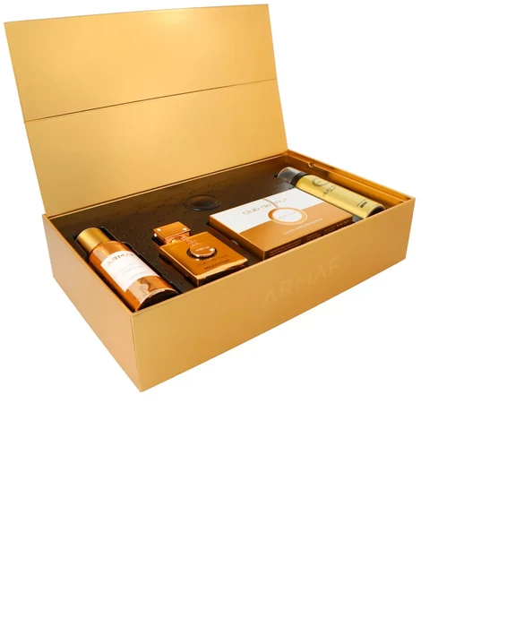 „Armaf Club De Nuit Milestone“ - EDP 30 ml + 130 g „skystas muilas“ + 50 ml kūno purškalas + 55 ml