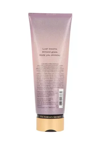 Victoria Secrets Victoria`s Secret Velvet Petals Shimmer Losjonas kūnui 236ml