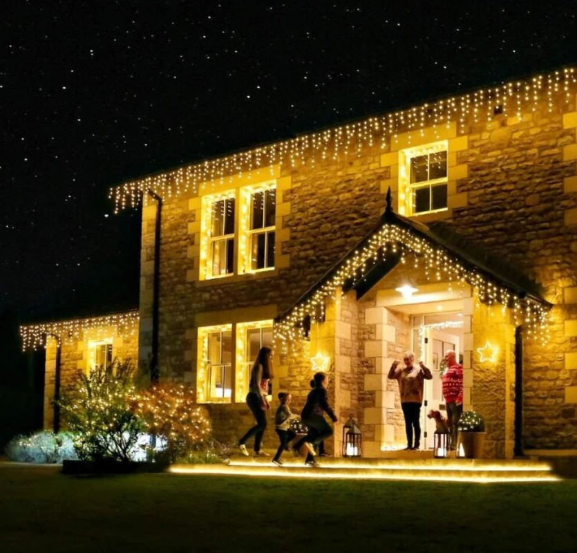 Happy People 200 LED 8 Metrai lempučių lauko girlianda Varvekliai su baltu laidu, Šiltai baltos spalvos Flash K-12