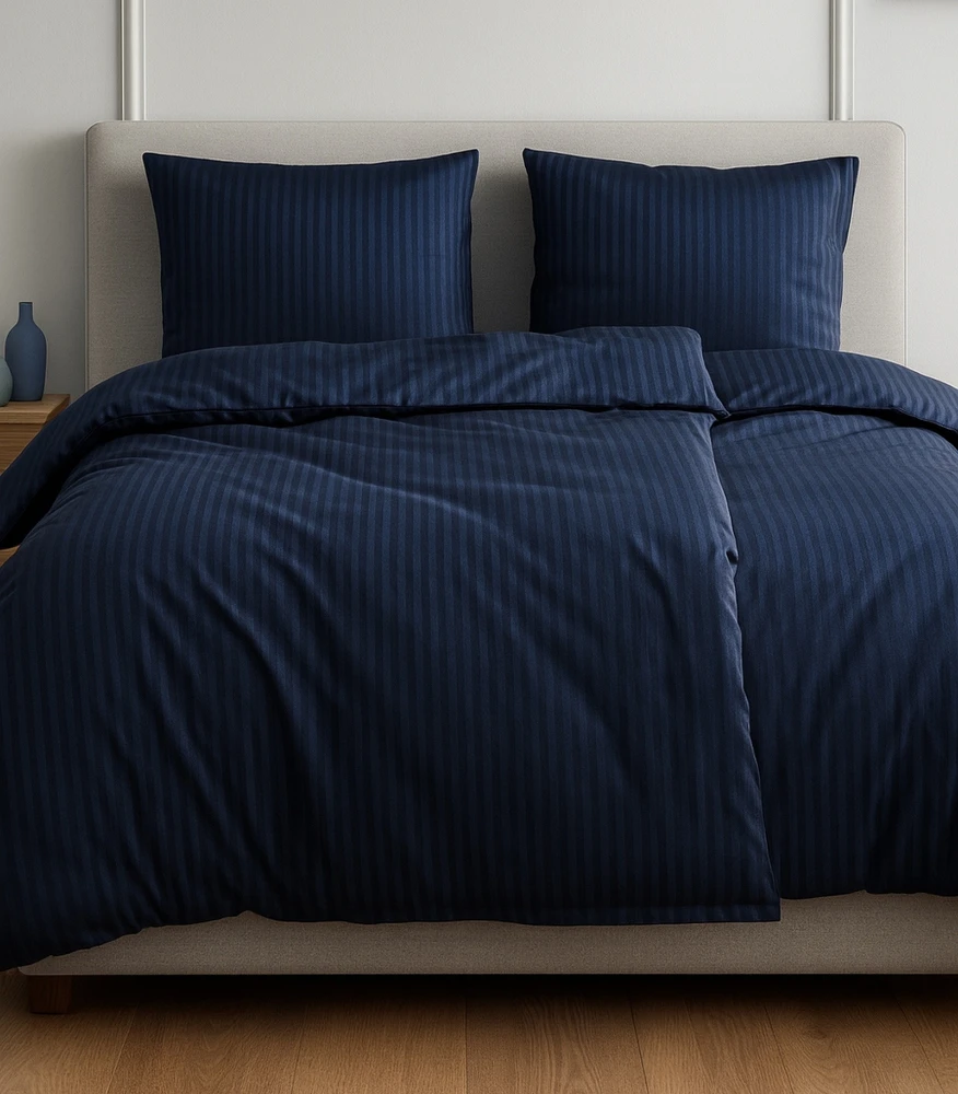 Riposo PREMIUM Satino medvilnės patalynės komplektas STRIPE NAVY 200x200 cm