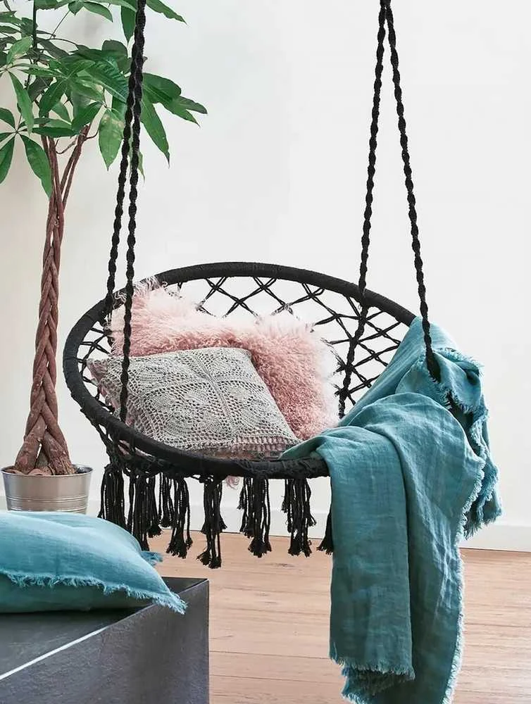 Bluegarden Pakabinamas boho fotelis su pagalvėle juodas 490129A