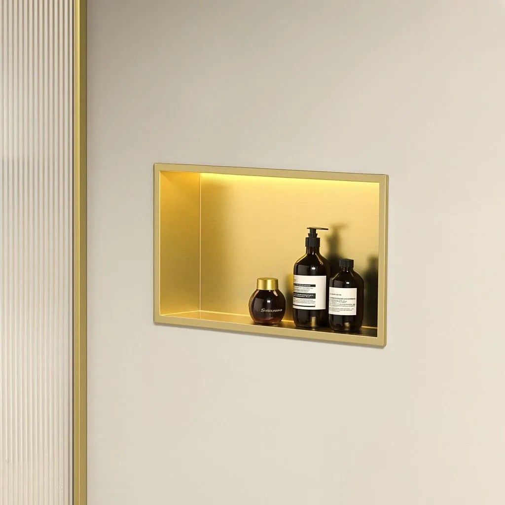 rea ĮMONTUOJAMA VONIOS LENTYNA LED 30x45 brush auksinis aprašymas - Prekės nuotrauka