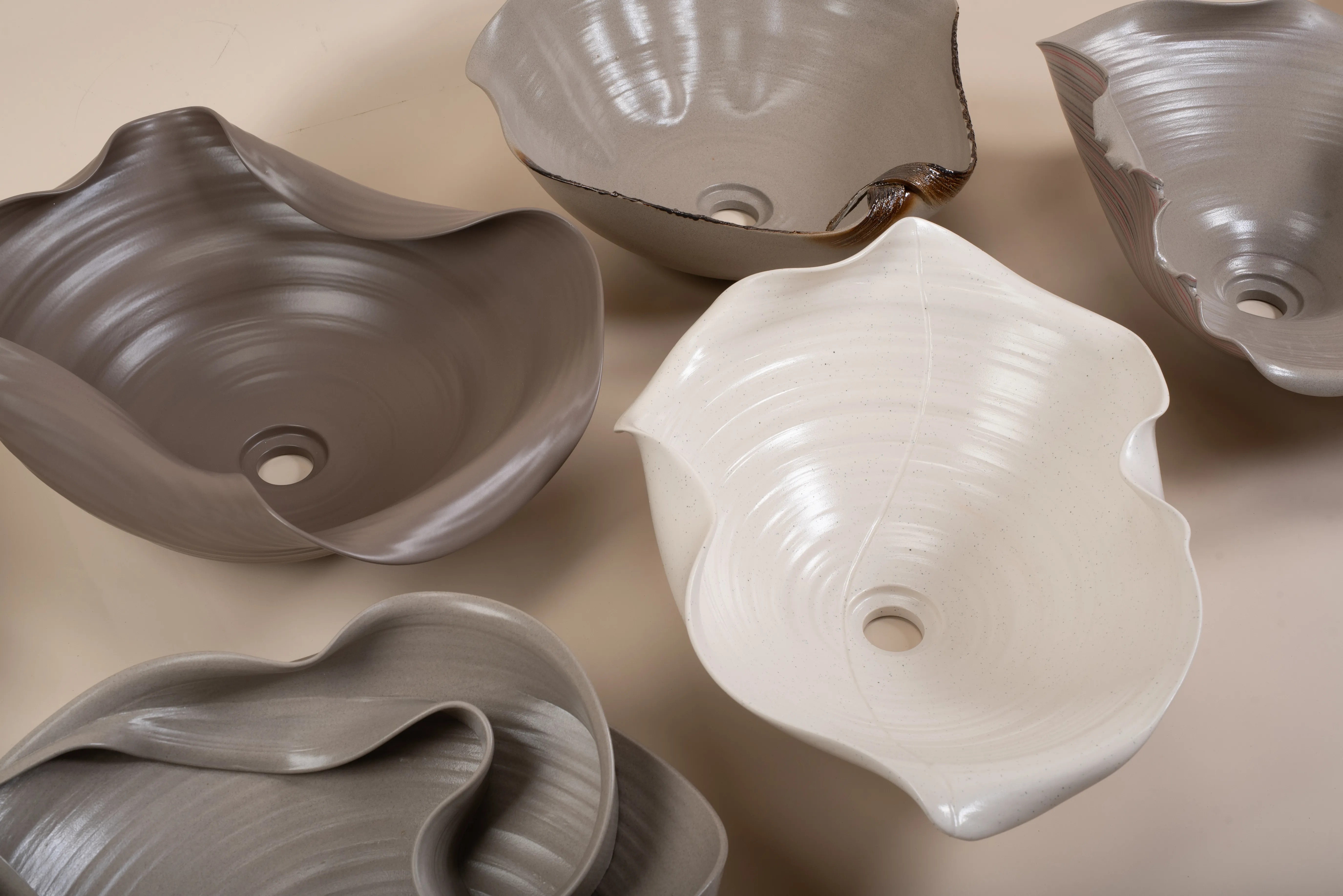 Kriauklė keramikos REA HM-66TB Handmade ART aprašymas - Prekės nuotrauka