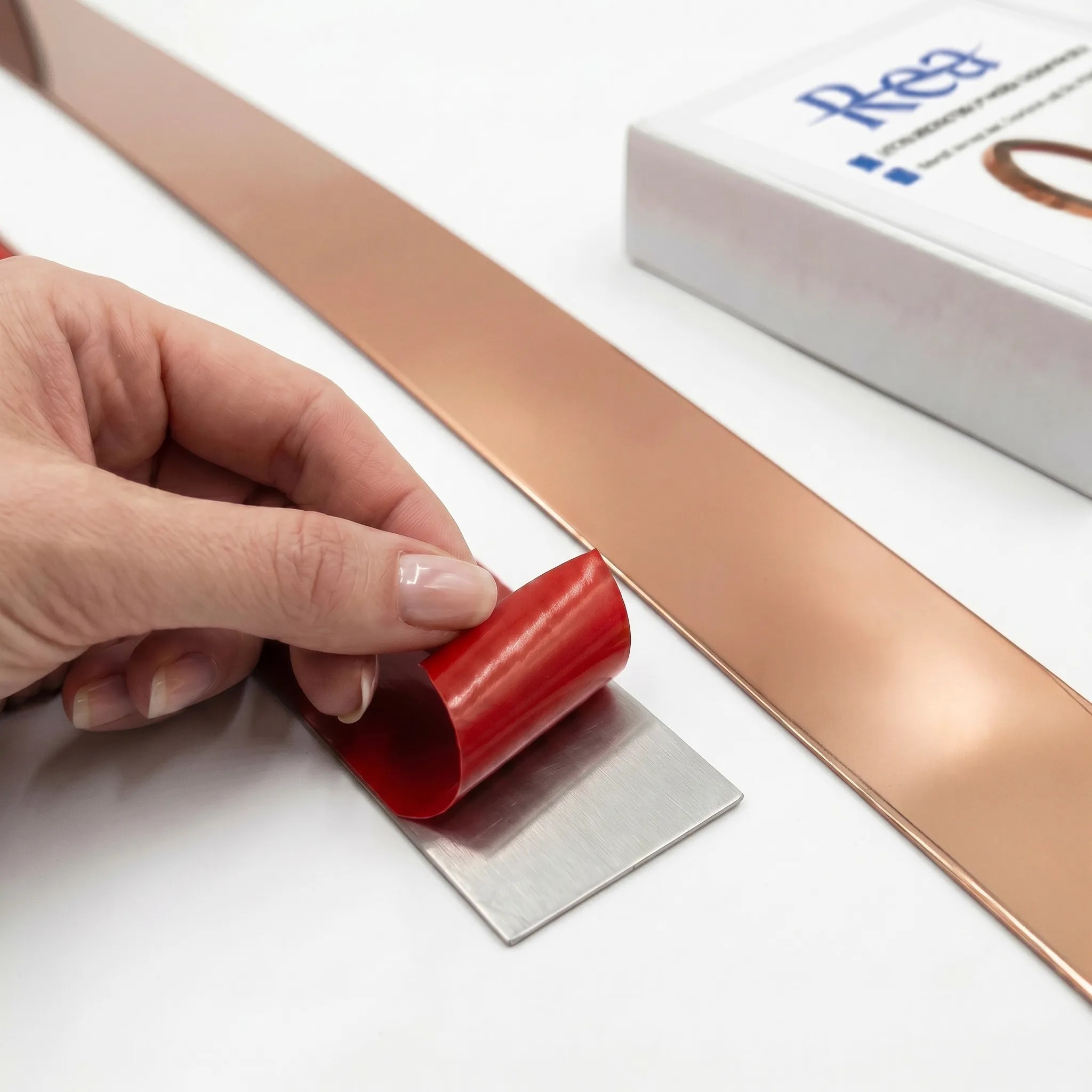 Lipni Dekoratyvinė Juostelė Rea P14454cf 3,8cm Copper aprašymas - Prekės nuotrauka