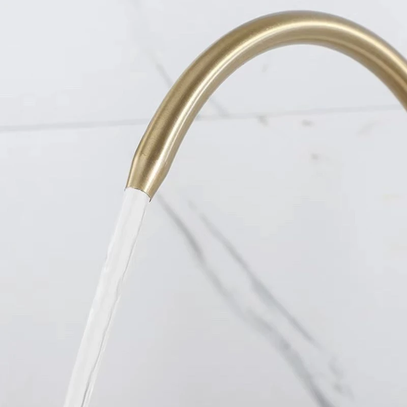 Maišytuvas virtuvės Rea Eco Fresh BRUSH GOLD aprašymas - Prekės nuotrauka