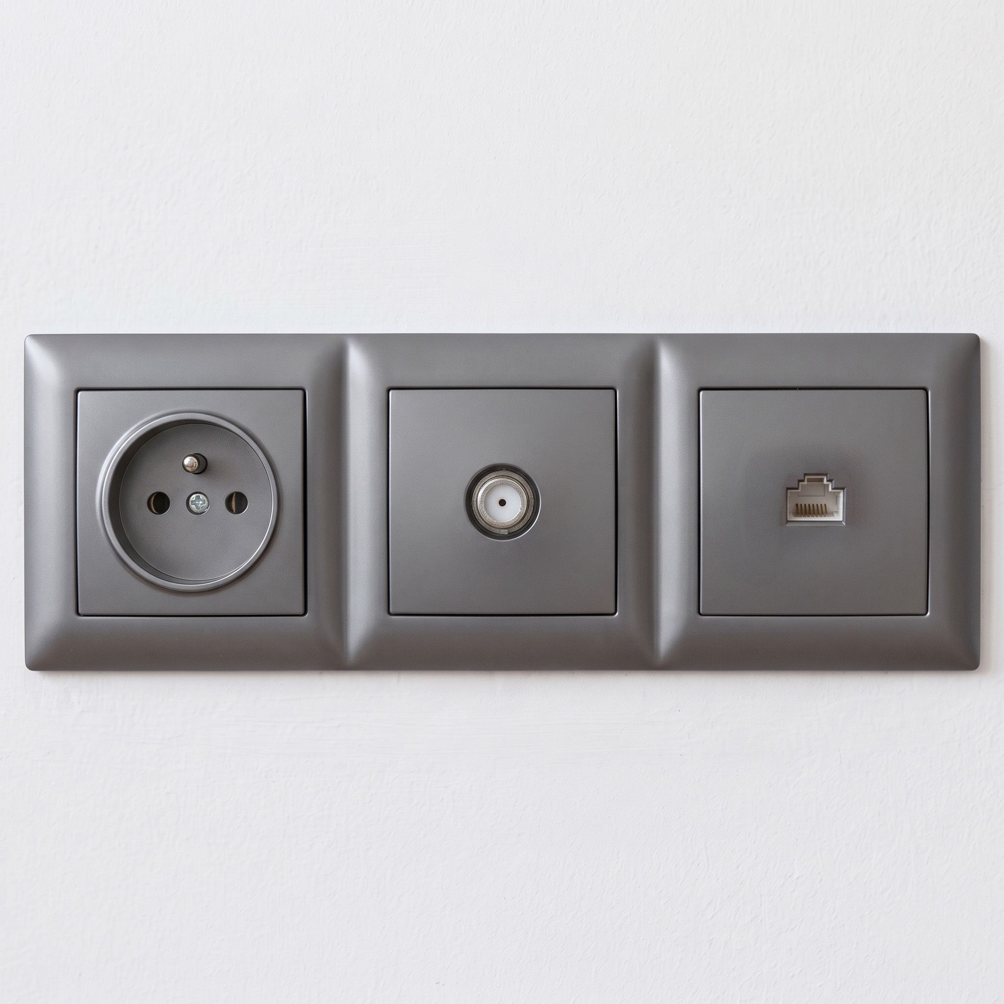 Toolight Rj45 Lizdas Su Rėmeliu Oste Jnh010-s Pilkas aprašymas - Prekės nuotrauka