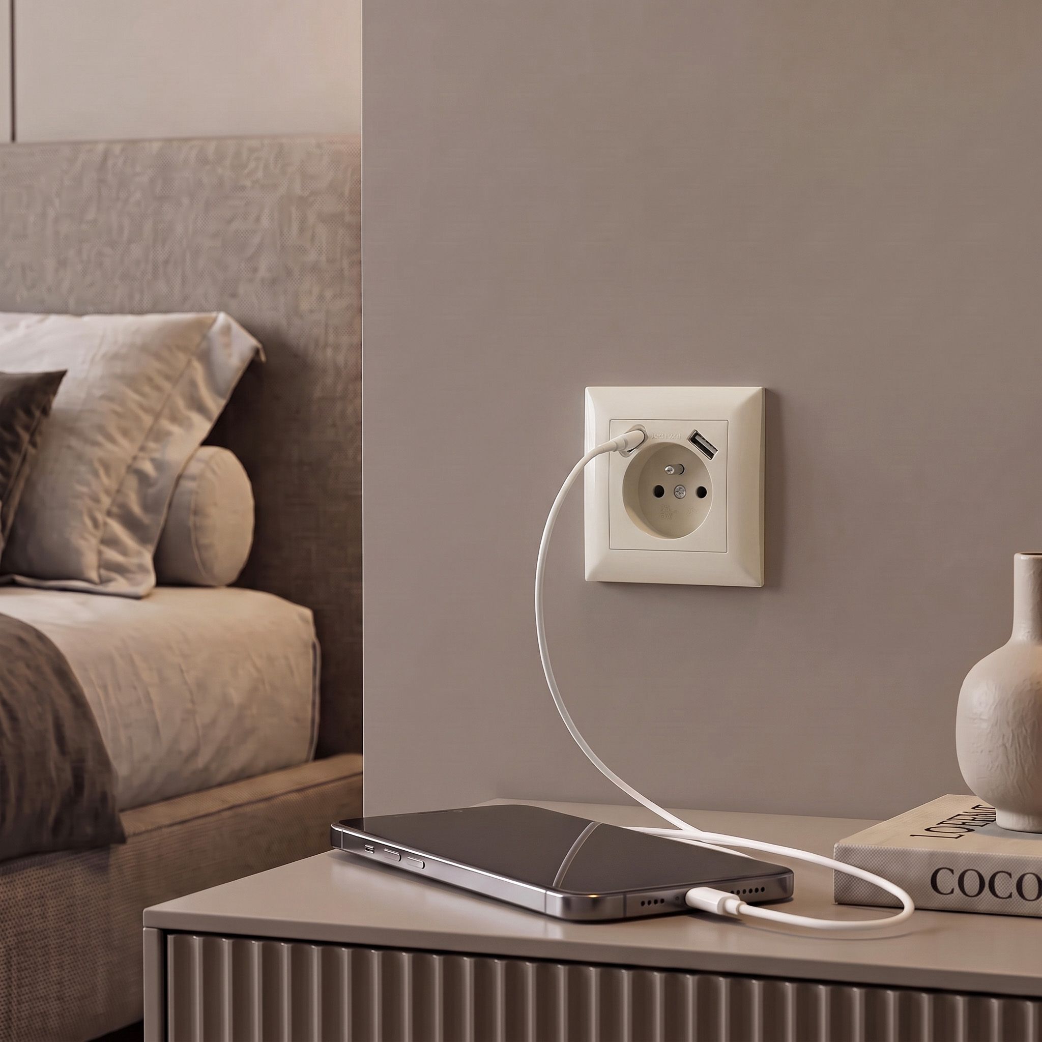 Toolight Viengubas Lizdas Su Įžeminimu + Usb-a Usb-c Oste Jnh004-g rusvai gelsvas aprašymas - Prekės nuotrauka