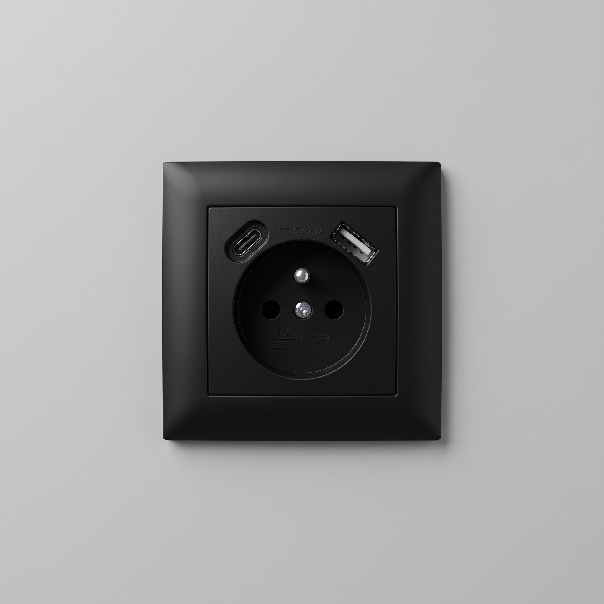 Toolight Viengubas Lizdas Su Įžeminimu + Usb-a Usb-c Oste Jnh004-g Juodas aprašymas - Prekės nuotrauka