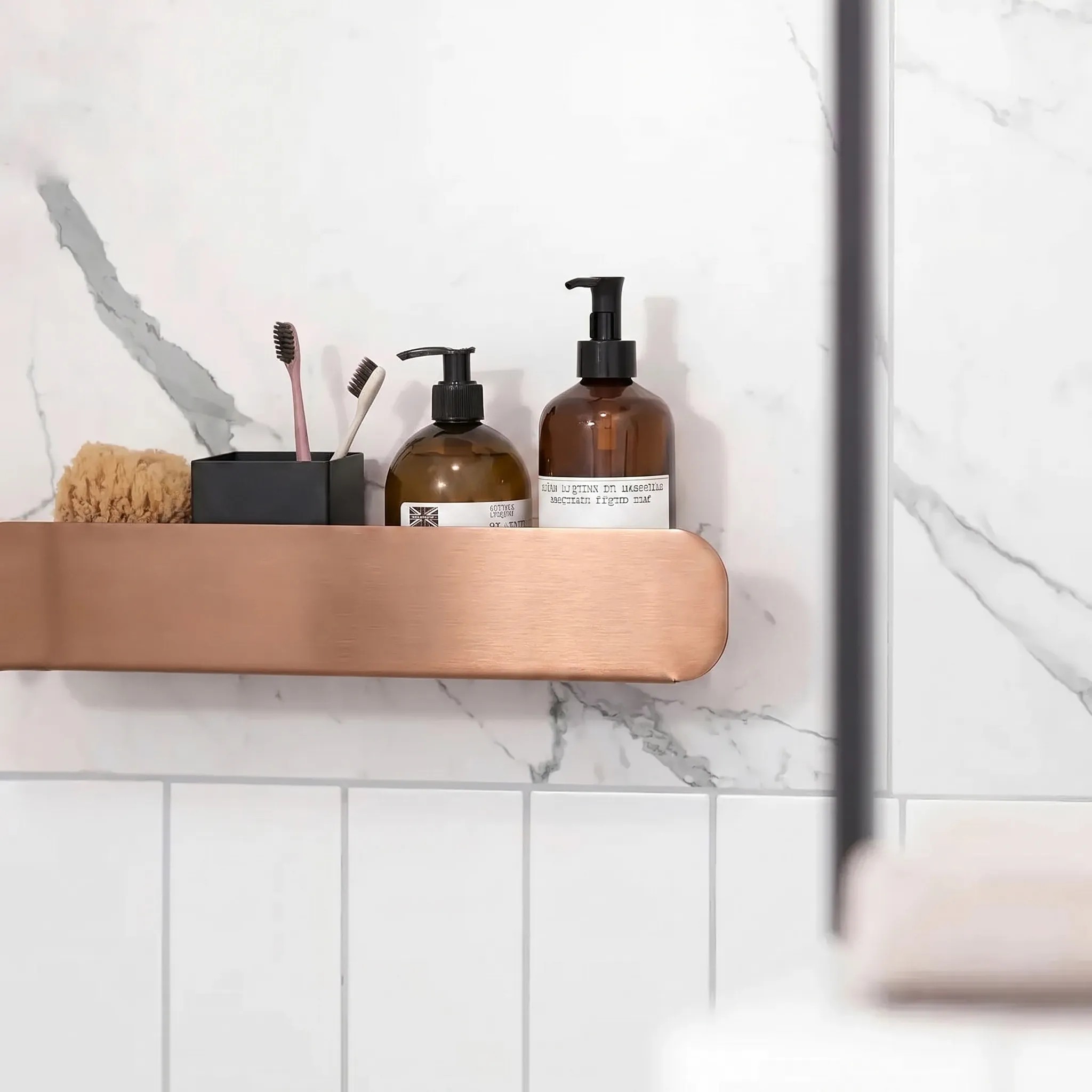 rea Vonios kambario lentyna SF03 45cm copper brush aprašymas - Prekės nuotrauka