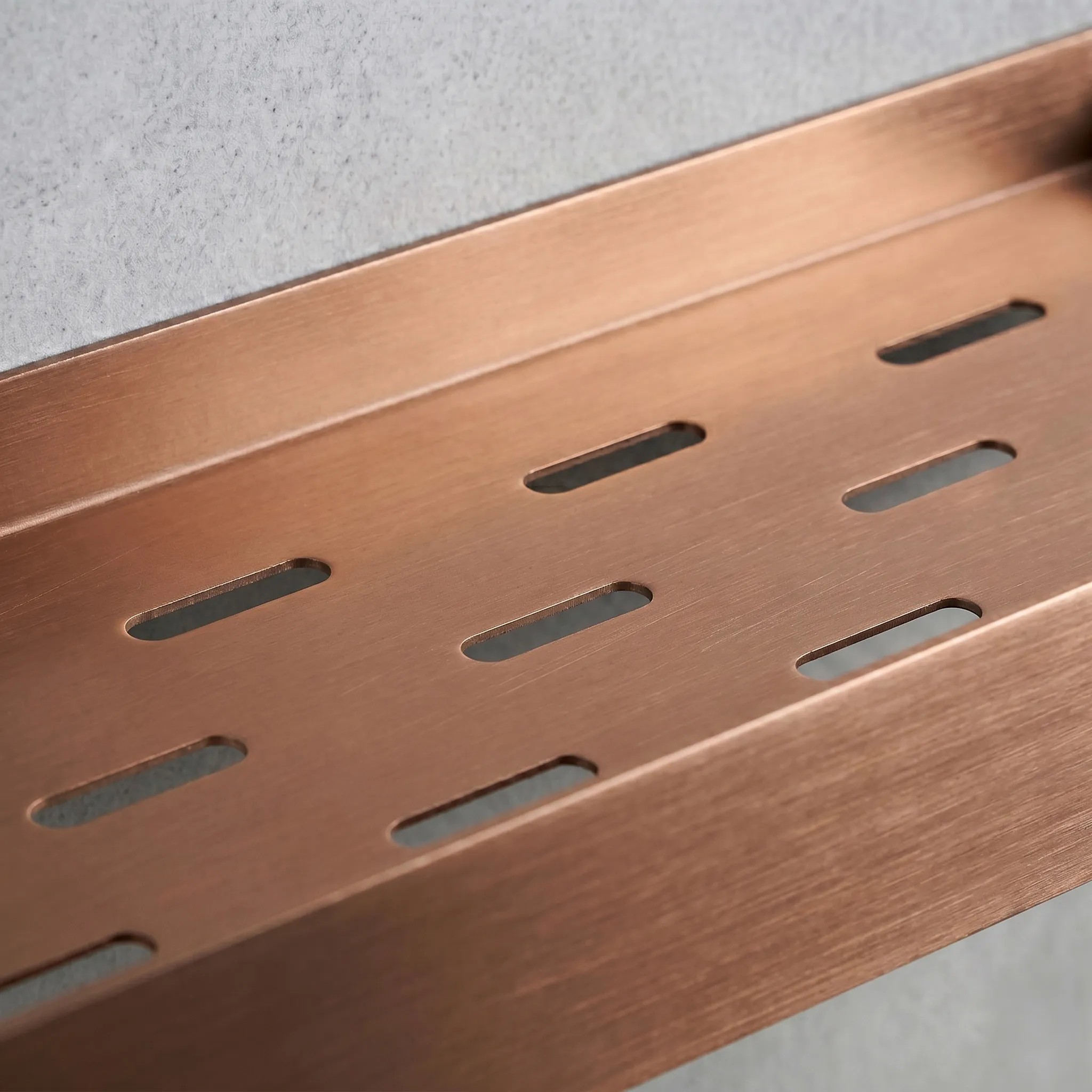 rea Vonios kambario lentyna SF03 45cm copper brush aprašymas - Prekės nuotrauka