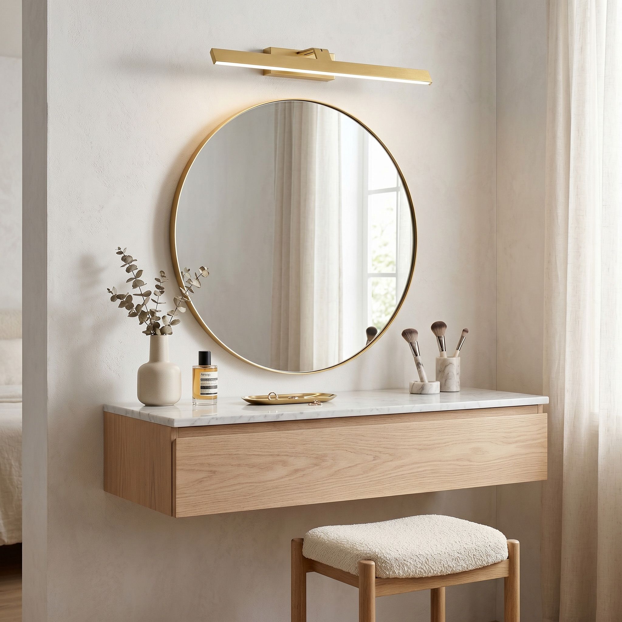 Sieninis šviestuvas Toolight Vonios sieninis LED šviestuvas SWE008-1W 58cm BRUSH GOLD aprašymas - Prekės nuotrauka