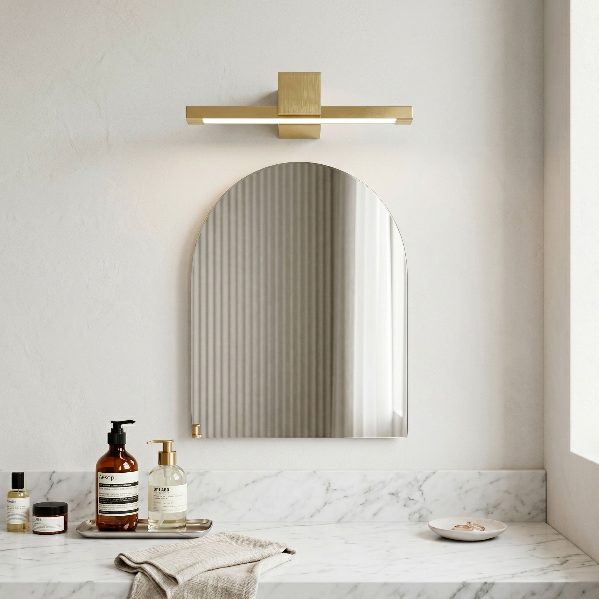 Sieninis šviestuvas Toolight Vonios sieninis LED šviestuvas SWE046-1W 40cm GOLD BRUSH aprašymas - Prekės nuotrauka