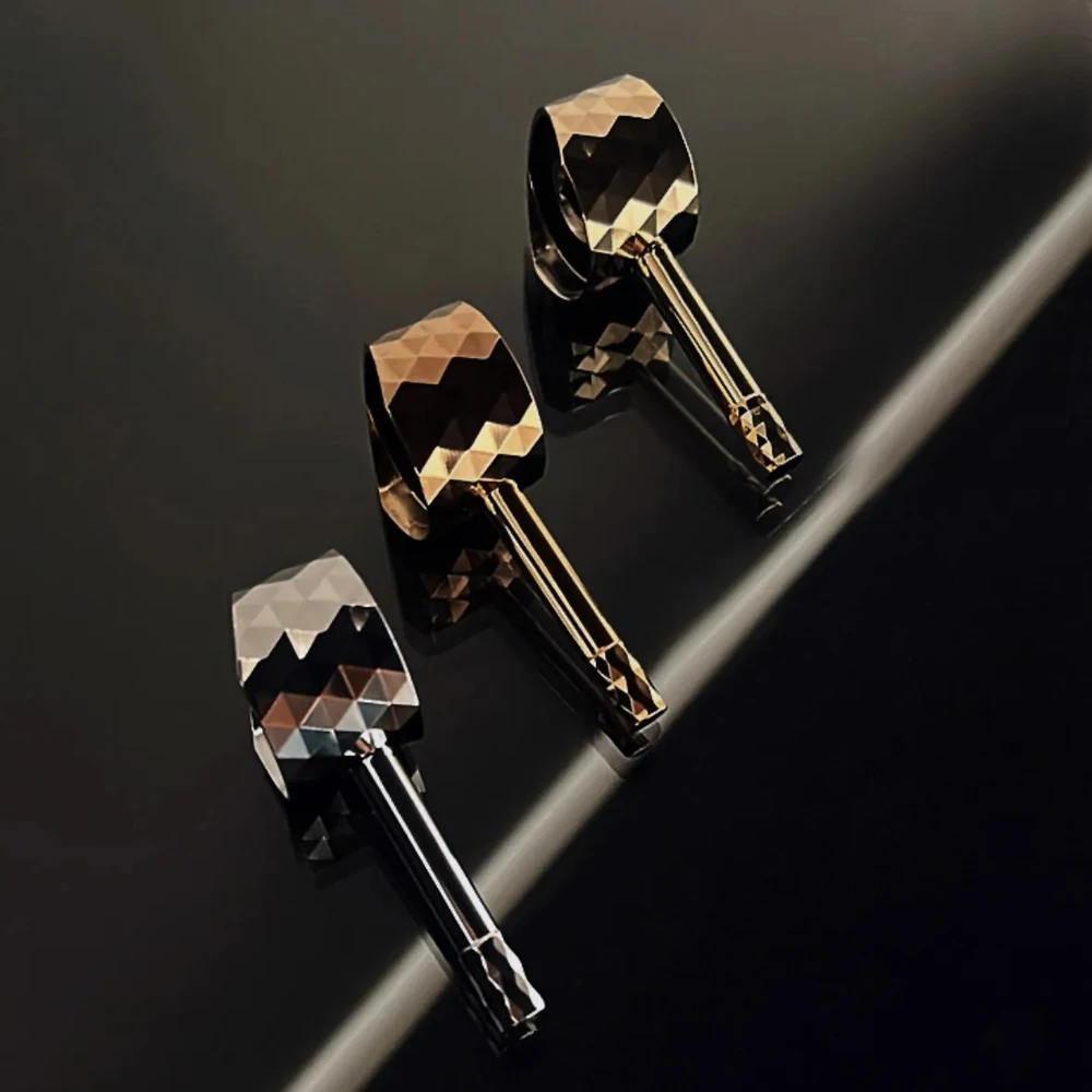 rea BIDE MAIŠYTUVAS SU DUŠELIU Lungo Loop Diamond Copper