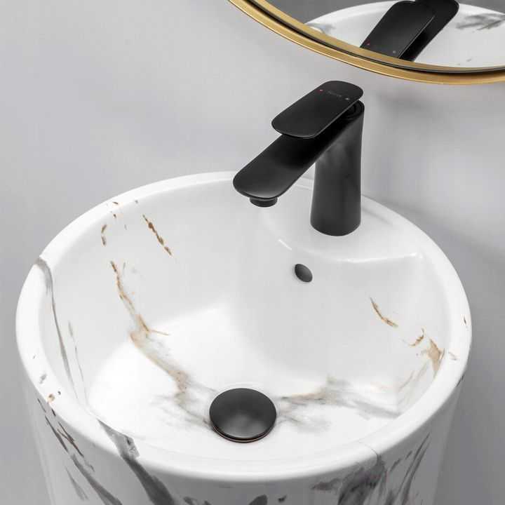 rea LAISVAI PASTATOMAS PRAUSTUVAS Blanka Marble Marmur