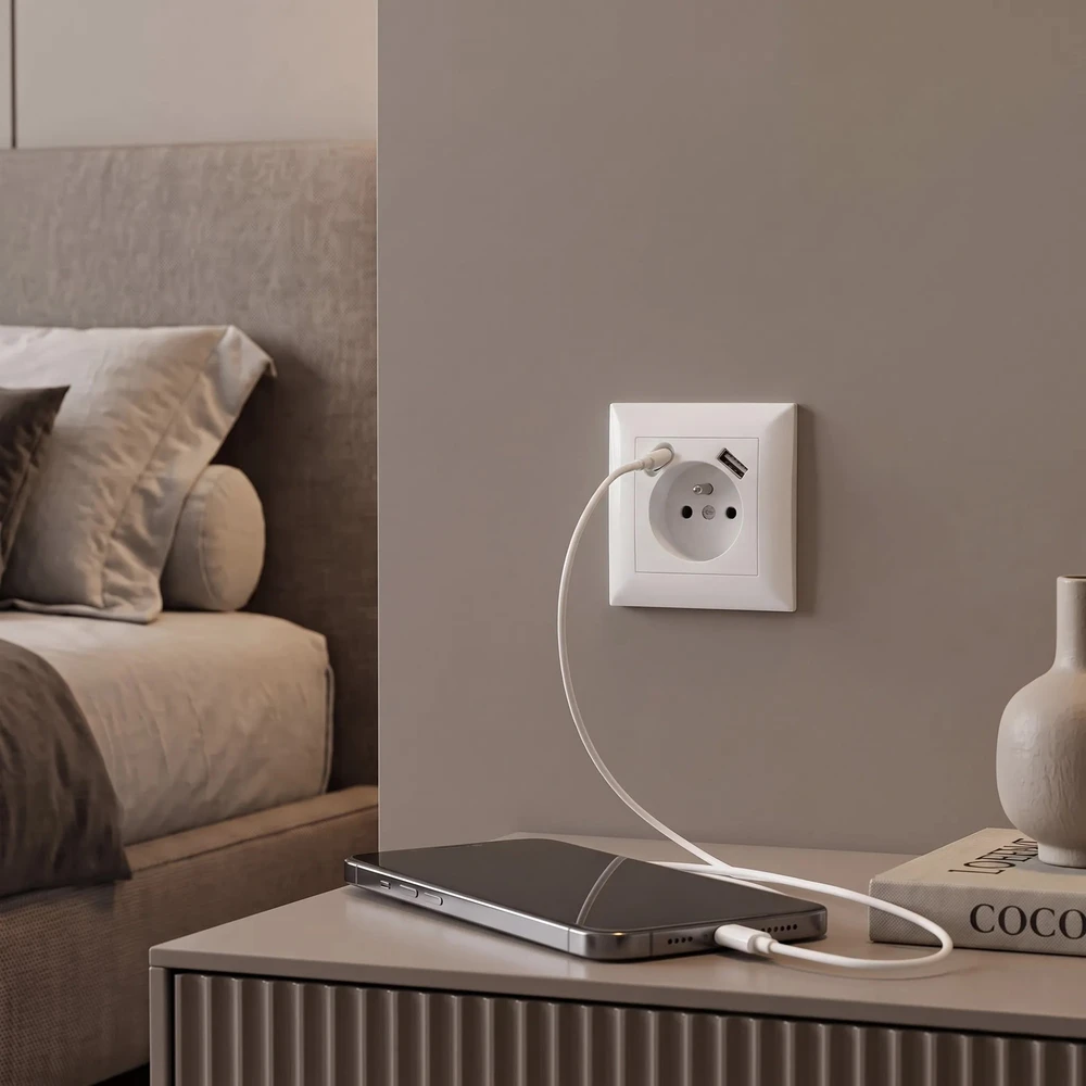 Toolight Viengubas Lizdas Su Įžeminimu + Usb-a Usb-c Oste Jnh004-g Baltas