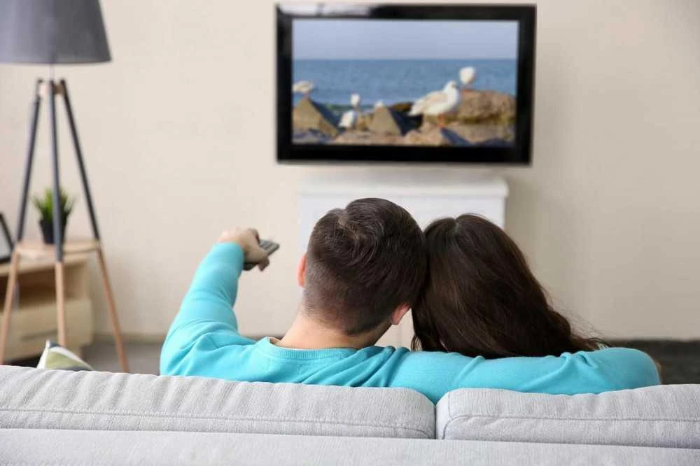Tutumi Elektrinis pasukamas televizoriaus laikiklis 70"MAX